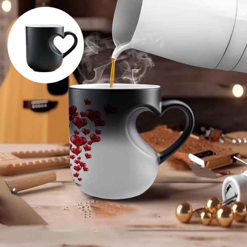 Heat-Activated Magic: The 2-in-1 Color Changing Mug with an Ergonomic Heart-Grip